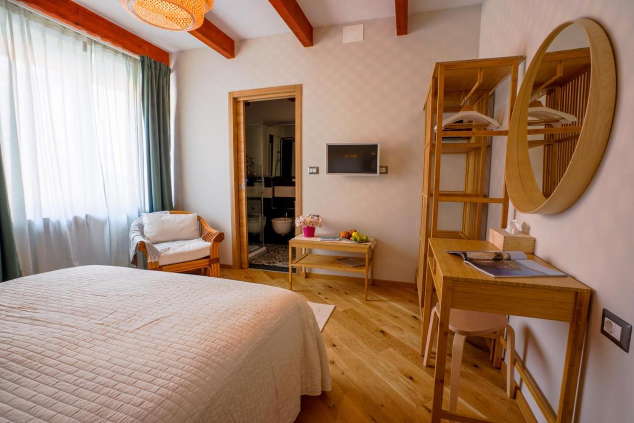 Sa Domo E Giuanne E Giuanna Bed and Breakfast Bosa Buitenkant foto
