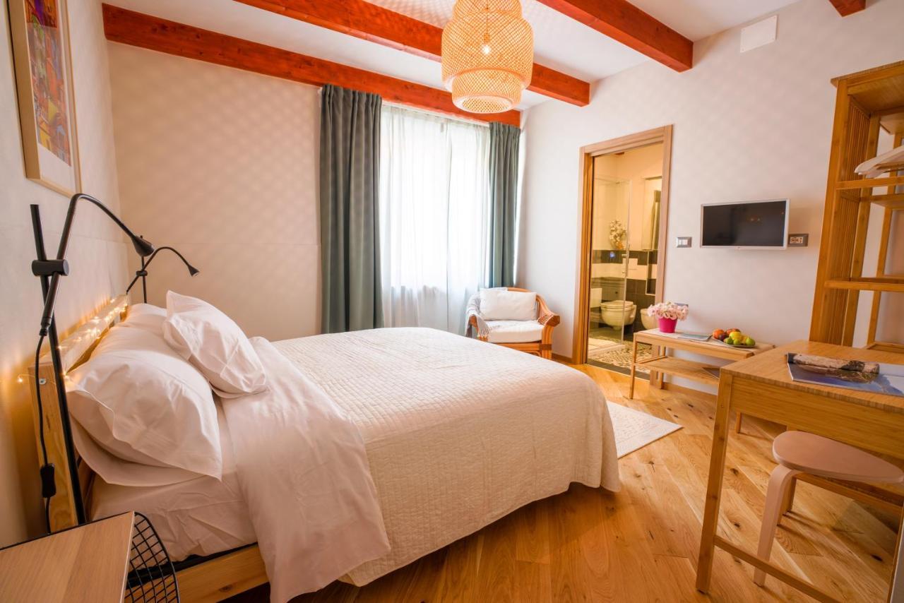 Sa Domo E Giuanne E Giuanna Bed and Breakfast Bosa Buitenkant foto