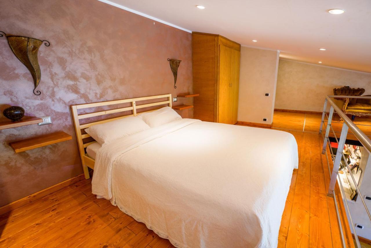 Sa Domo E Giuanne E Giuanna Bed and Breakfast Bosa Buitenkant foto